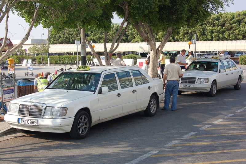 taxis cyprus